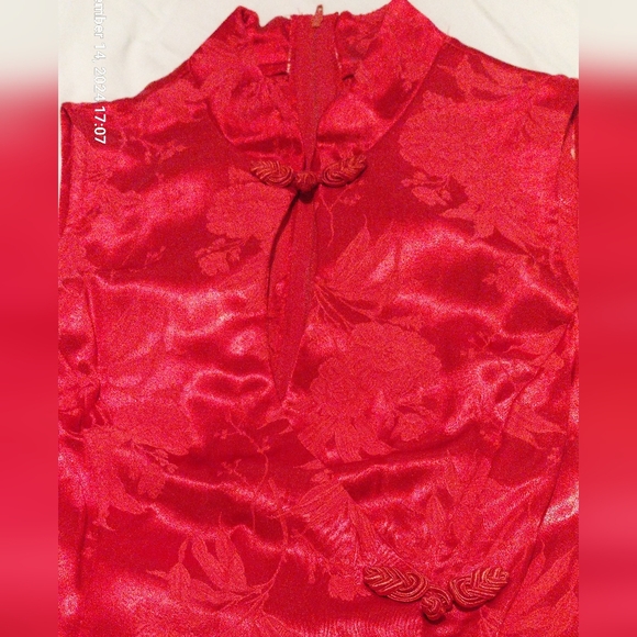 Brand new Red Floral Sleeveless cheng san Made in USA - Picture 11 of 16